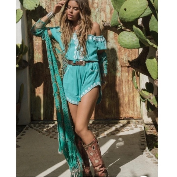 Rare Vintage Spell Santorini Embroidered
Romper In Turquoise In Size Large. - Picture 4 of 5